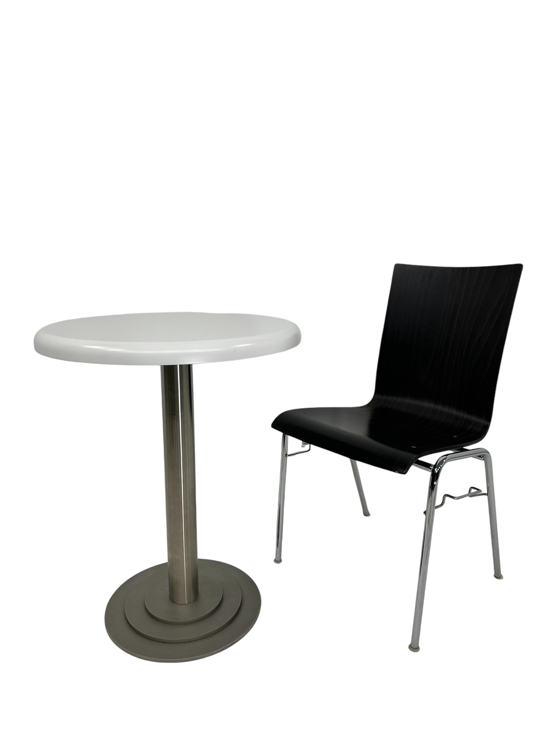 Schalenstuhl "KARL", Holz/Chrom, Reihenverbinder, schwarz – Bild 4