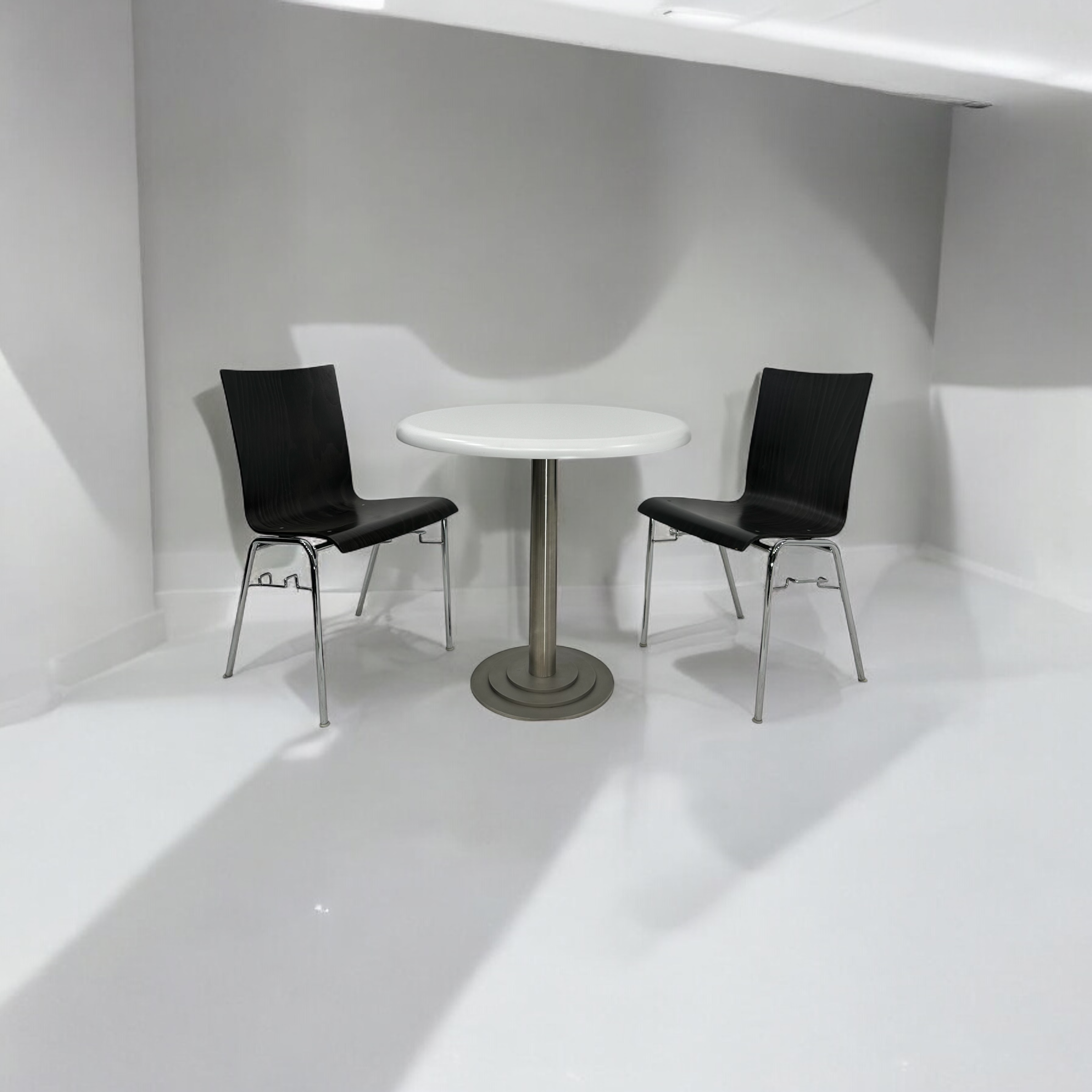 Schalenstuhl "KARL", Holz/Chrom, Reihenverbinder, schwarz – Bild 3