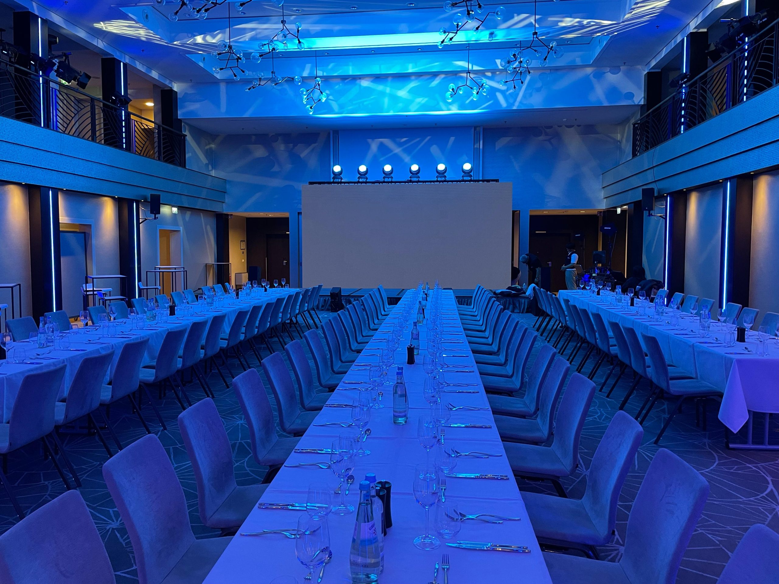 LED-Stufenlinse Lupo Dayled 1000, 3200K -> 650W